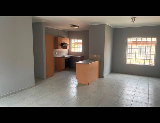 3 BEDROOM APARTMENT FOR SALE IN CELTISDAL